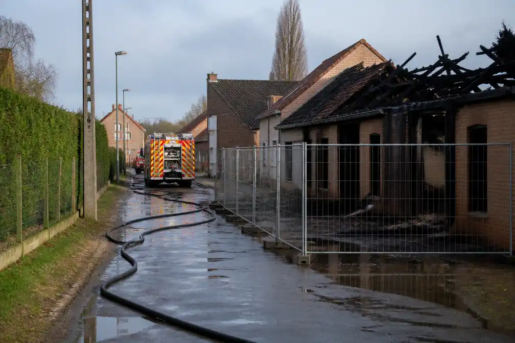 Langemark krijgt nieuwe ontsluitingsweg voor smalle Donkerweg na brand bij Chiro