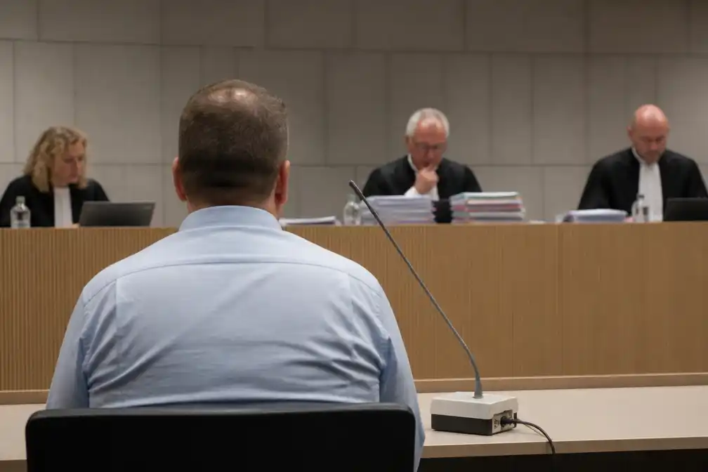 Assisenproces in Brugge tegen Chris Vanhaverbeke over dood van dochters Maud en Ona