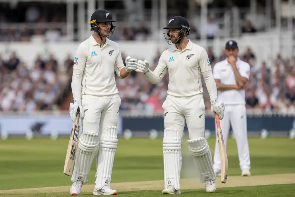 Nieuw-Zeeland domineert, maar Engeland slaat laat terug op openingsdag derde test