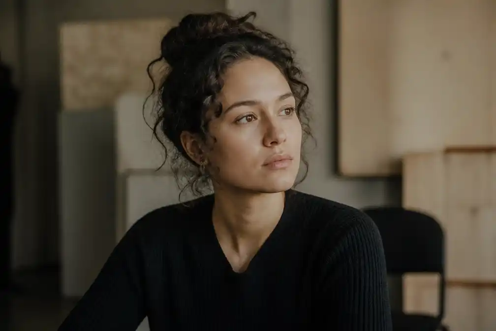 Mona Mina Leon is eerste Belgische actrice met nominatie voor een International Emmy