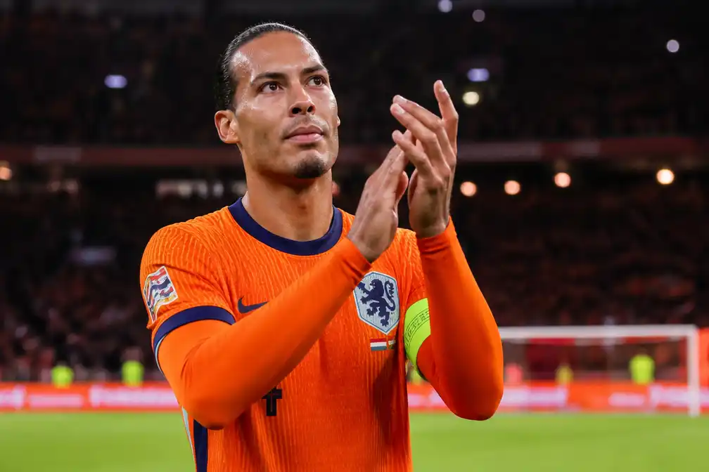 Van Dijk komt tot 97 interlands en passeert Robben en Wijnaldum