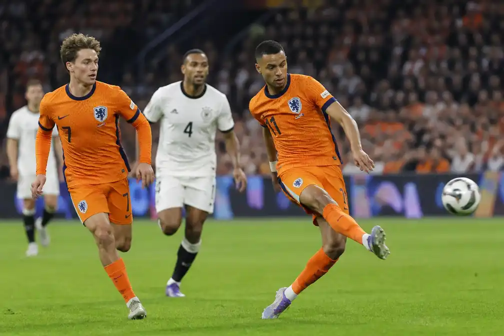 Nederland speelt 1-1 gelijk tegen Duitsland in Nations League, Gakpo redt punt laat