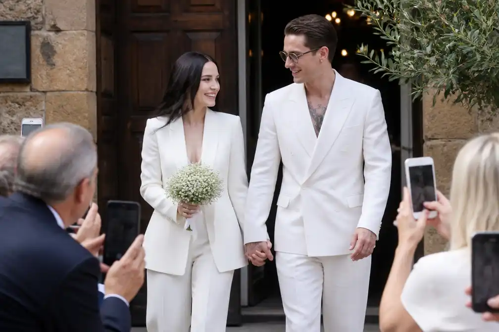 Dove Cameron en Måneskin-frontman Damiano David getrouwd in Toscane