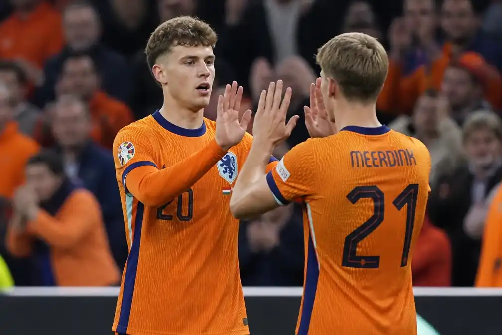 Van Bommel en Meerdink geven Oranje als invallers de zo verlangde frisheid