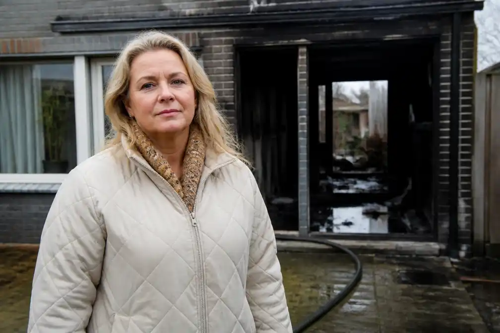 Chantal Huon (56) bekroond voor redding van buurmeisje (5) uit brand in Uitbergen