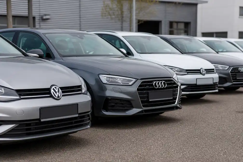 Volkswagen roept 2,8 miljoen Volkswagen- en Audi-auto's terug om stuurprobleem