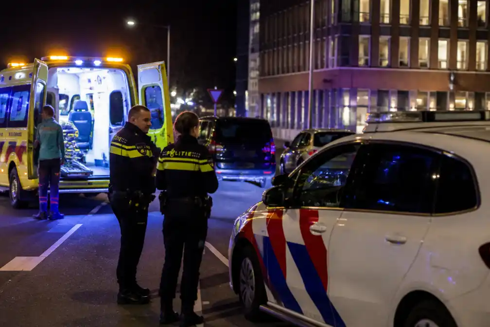Twee mensen neergestoken bij confrontatie in Eindhoven, verdachten vluchten