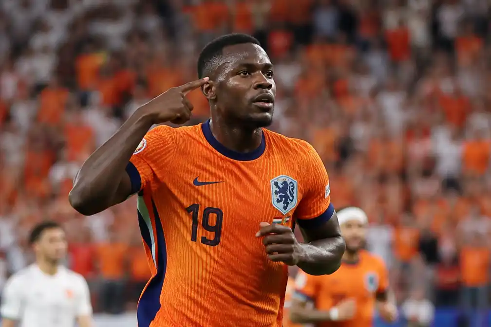 Brobbey maakt derde WK-doelpunt en is topscorer Oranje