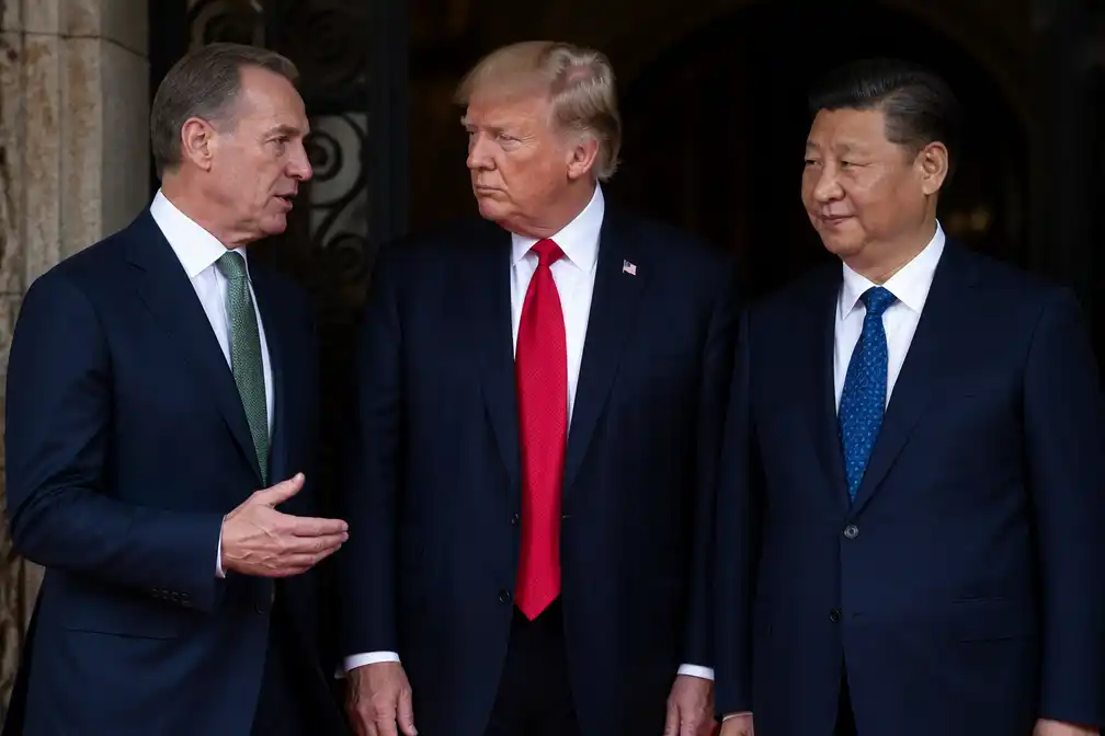 Trump bood China wapens te koop aan, zegt ambassadeur David Perdue