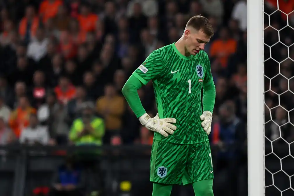 Nederland wint met 3-1 van Tunesië, maar Verbruggen baalt van vierde tegentreffer