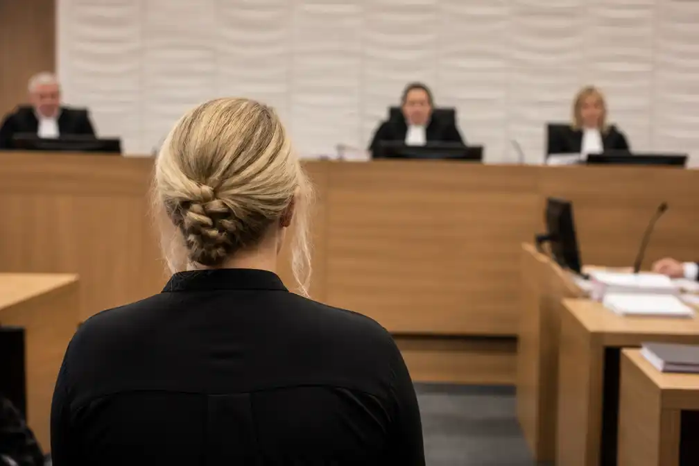 Truiense reisagente riskeert cel met uitstel voor 64 spookreizen