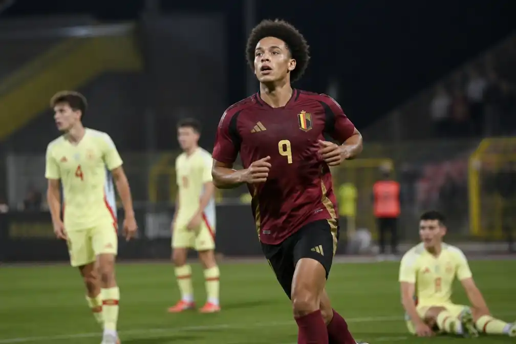 Belgische beloften verslaan tien Welshmen en naderen EK