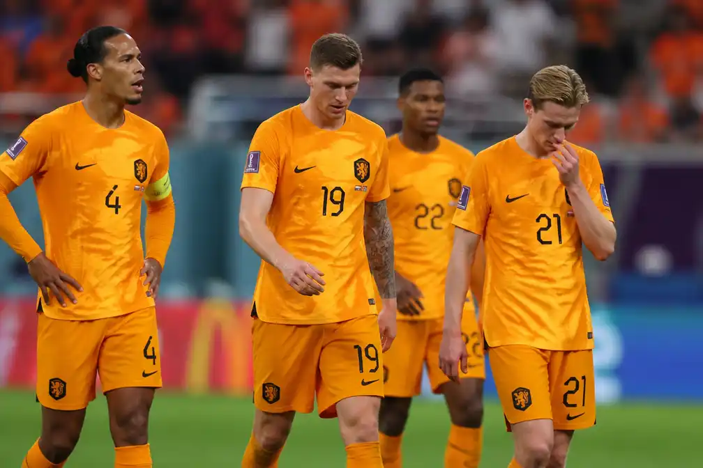 Oranje met doelsaldo 10-4 naar knock-outfase, maandag tegen Marokko