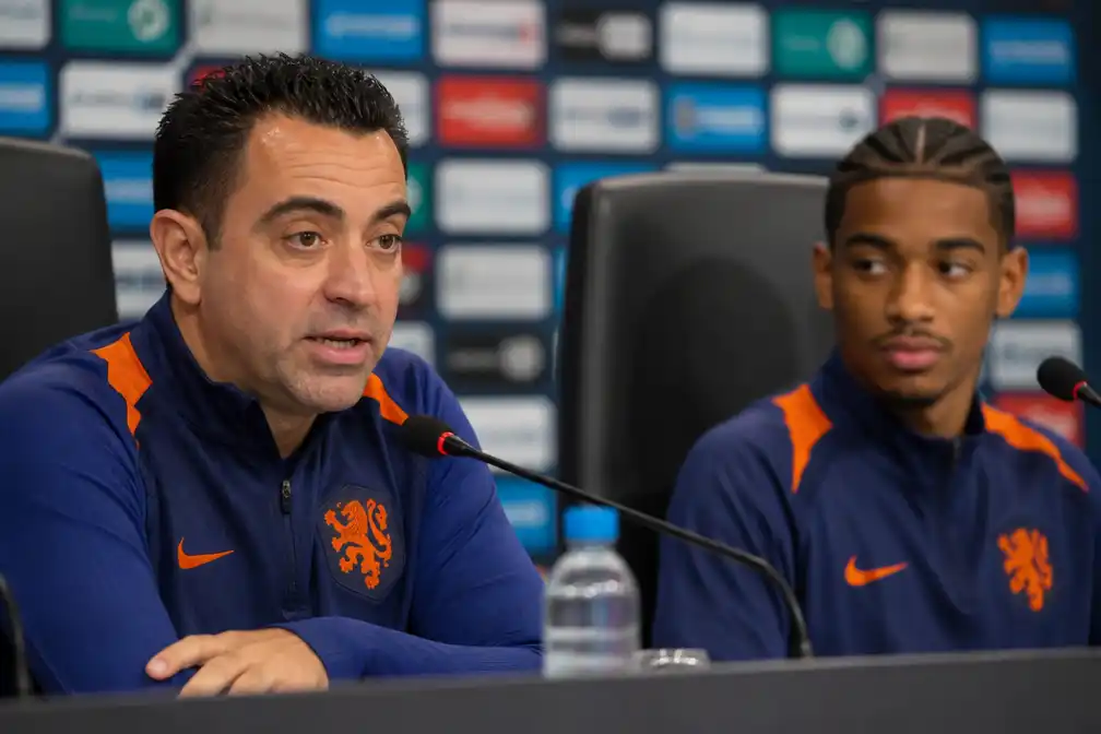 Xavi Hernández blikt vooruit op Nations League-duel van Oranje in Griekenland