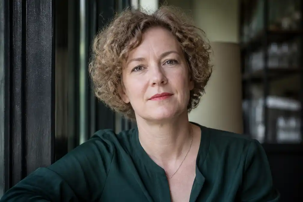 Columnist en cabaretière Paulien Cornelisse op 50-jarige leeftijd overleden