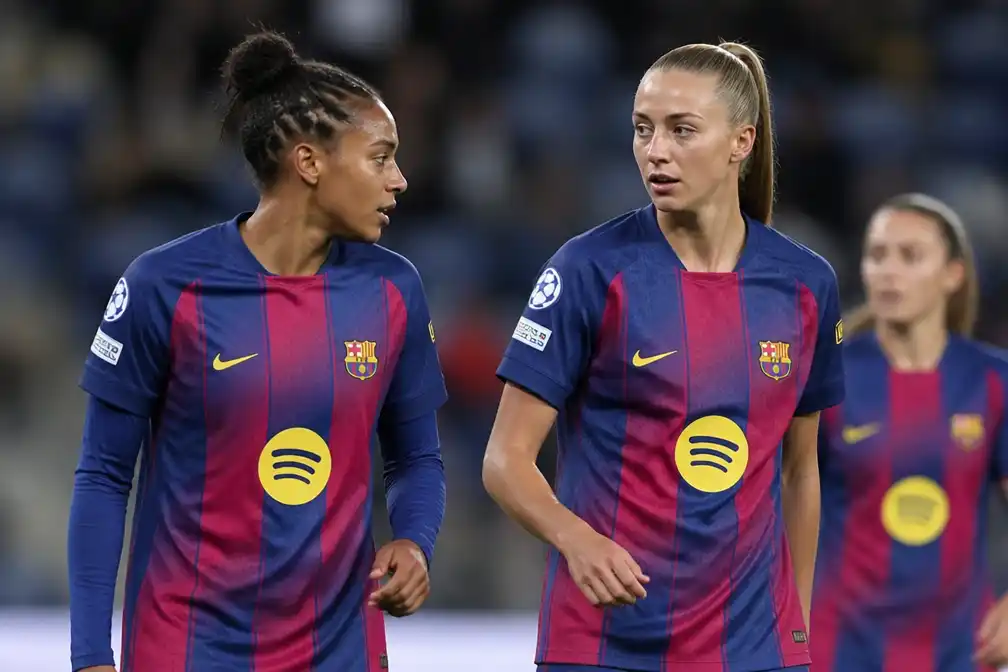 Barcelona vrouwen wint met 6-0 bij AS Roma met Brugts en Van Asten