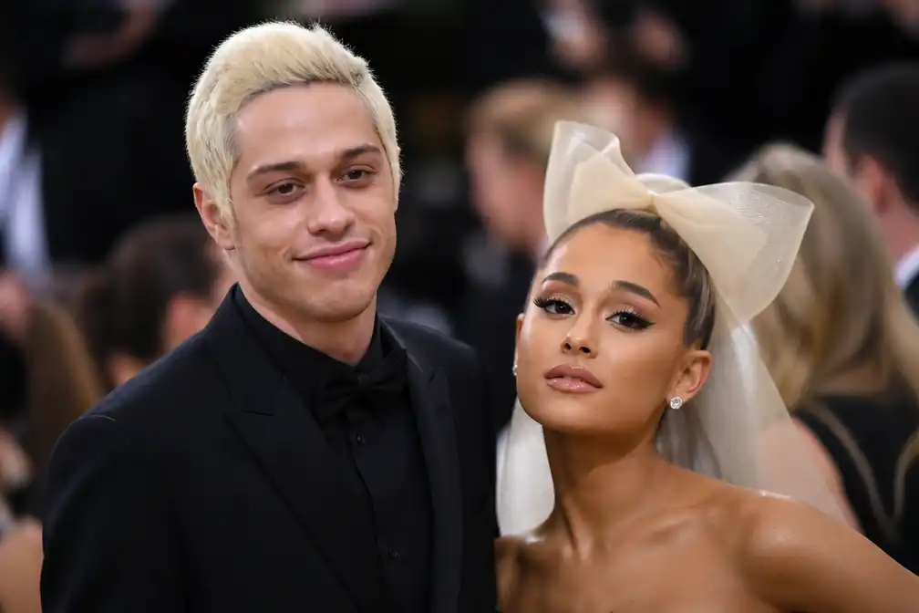 Pete Davidson noemt bodyshamen van ex Ariana Grande 'niet oké'