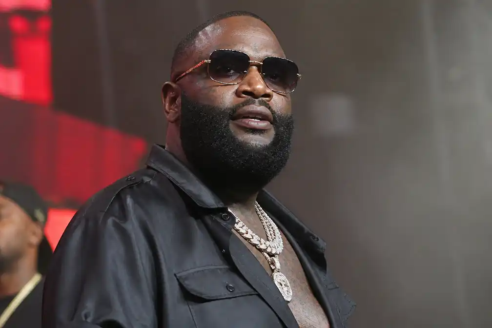Rapper Rick Ross opgepakt in Miami Beach op verdenking van huiselijk geweld