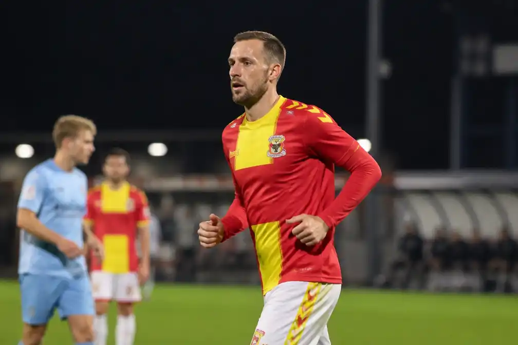 Gerrit Nauber maakt bij Go Ahead Eagles rentree na bijna een jaar blessureleed