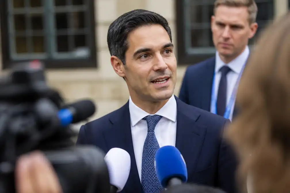 Jetten: onderwijs hoeft niet te vrezen voor gat na schrappen bezuinigingen