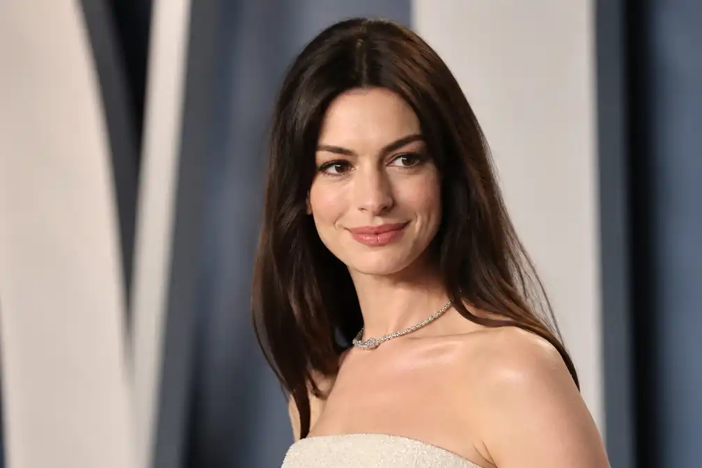Anne Hathaway noemt dubbele rol in erotische thriller Verity 'acteursdroom'