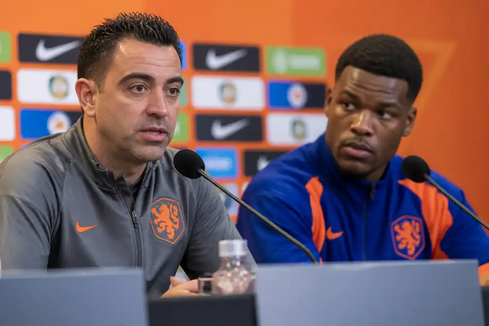 Oranje traint met complete selectie voor Nations League-duel met Servië