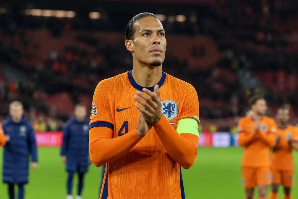 Van Dijk speelt 100e interland bij Oranje tegen Servië in Nations League