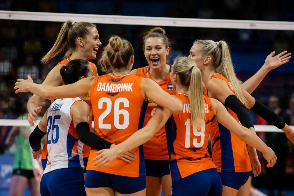 Volleybalsters plaatsen zich voor WK 2027 in Verenigde Staten en Canada