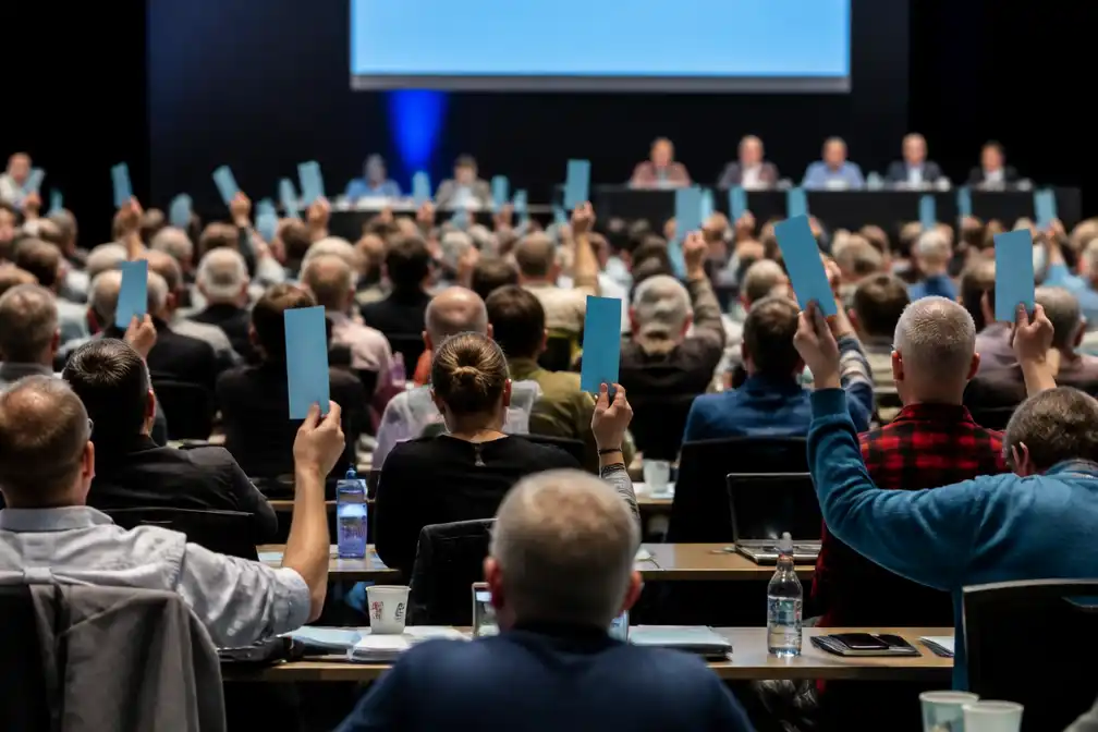 FNV krijgt nieuwe raad van toezicht, Asscher en Heerts vertrekken