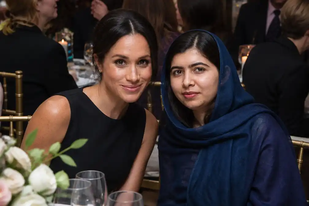 Meghan dineert in Londen met Malala Yousafzai bij eerste terugkeer