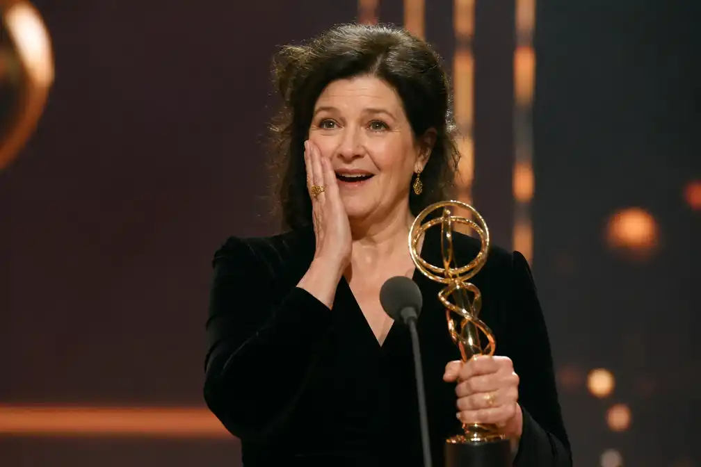 Annet Malherbe wint Televizier-Ring Acteur tijdens gala in Amsterdam