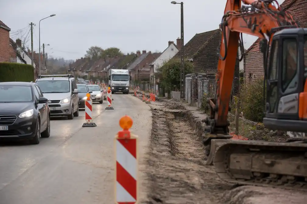 Fluvius en Agentschap Wegen en Verkeer openen vijf straten in Knesselare voor werken