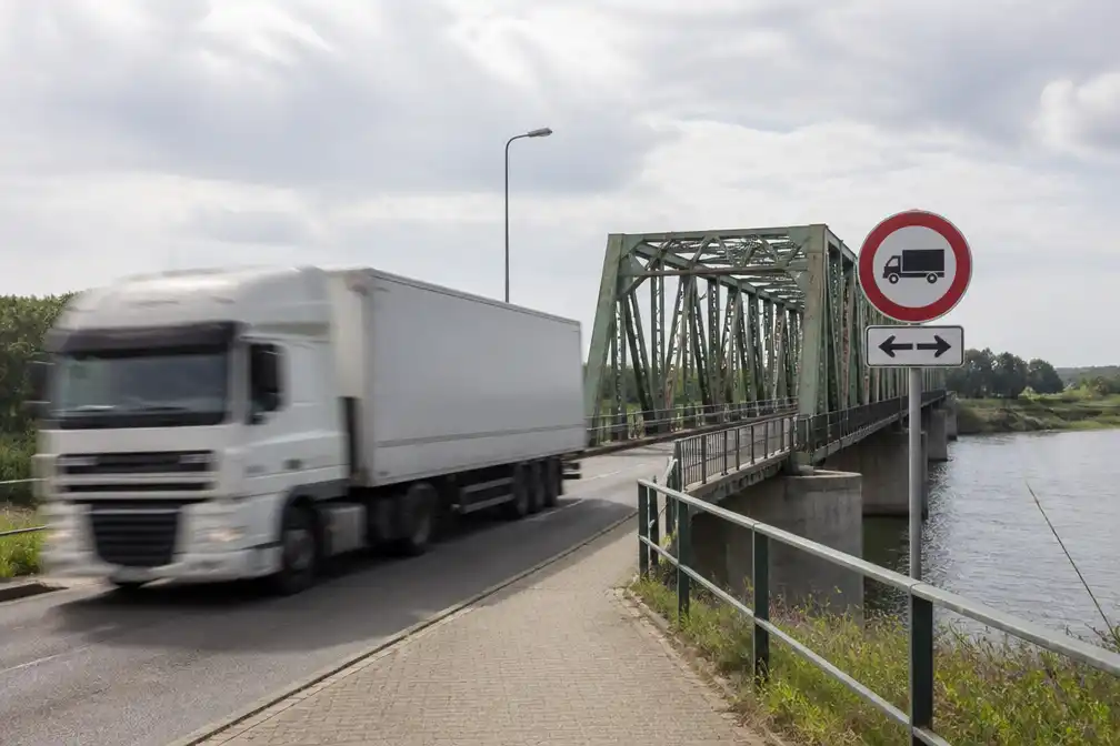Vlaanderen vraagt Nederland te betalen voor herstel kanaalbrug Roosteren