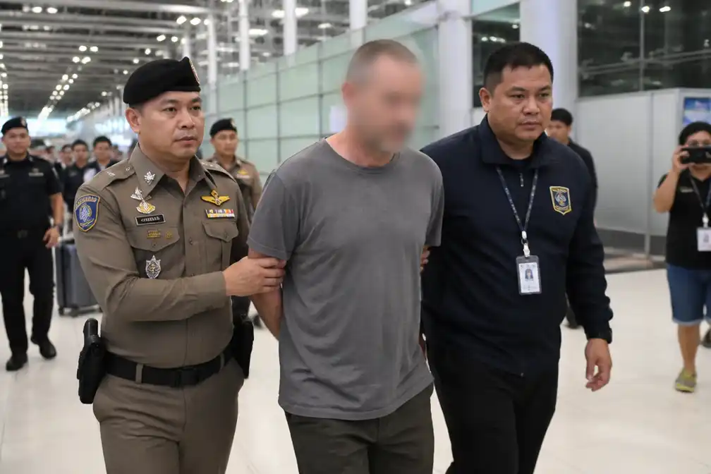 Australiër gearresteerd in Thailand voor moord op tienermeisje in koffer