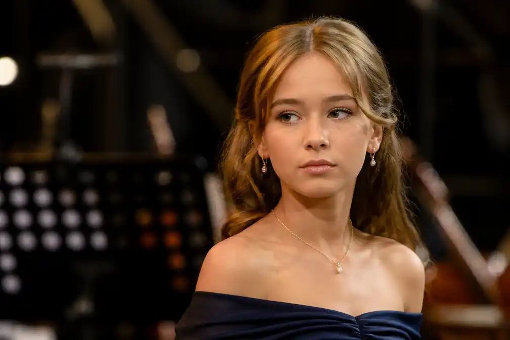 Zangeres Emma Kok (18) zegt opnieuw online te worden gepest