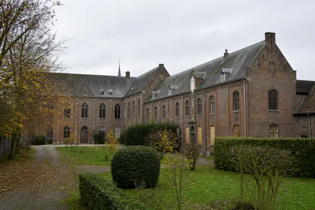 Provincie weigert vergunning voor woonproject in beschermd Kortrijkse klooster