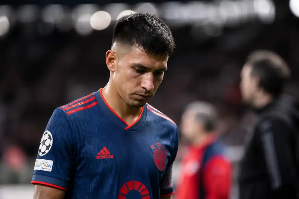 Lisandro Martínez eist kritische blik op directie na 2-0 verlies bij Atlético