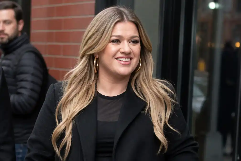 Kelly Clarkson in online ruzie met winkelier in New York na klacht over service