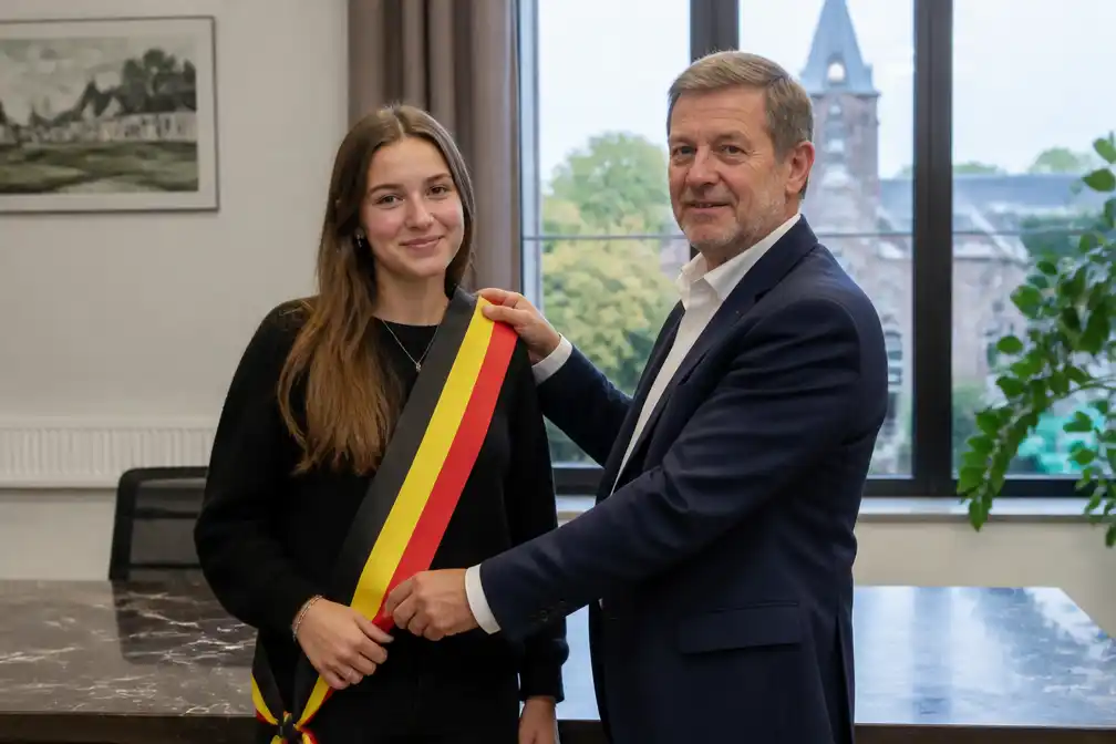 Romane Casaer (17) is voor één dag eerste vrouwelijke burgemeester van Beersel