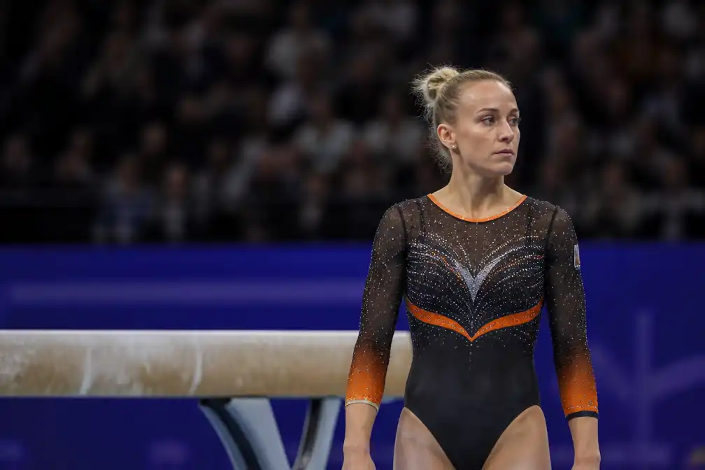 Sanne Wevers vroeg uitgeschakeld op balk bij WK turnen in Rotterdam