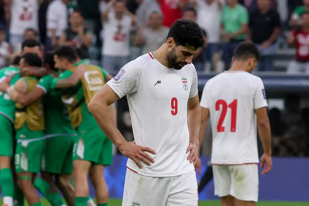 Iran uitgeschakeld op WK, Algerije wel naar laatste 32 als beste nummer 3