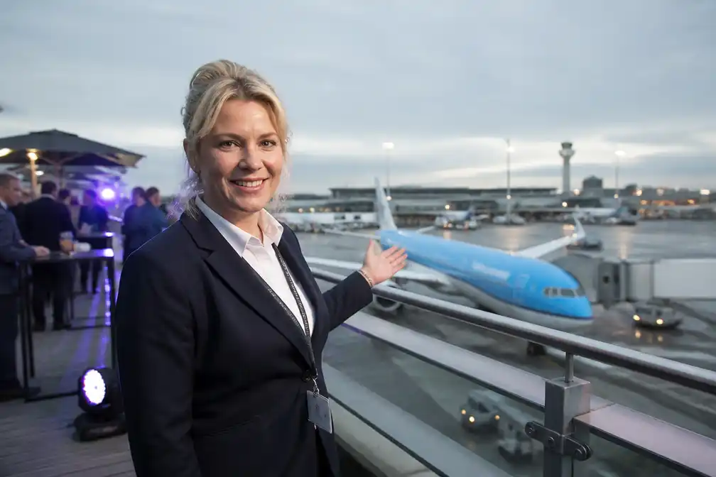 Bijzonder feest op panoramadeck Schiphol tijdens Amsterdam Dance Event