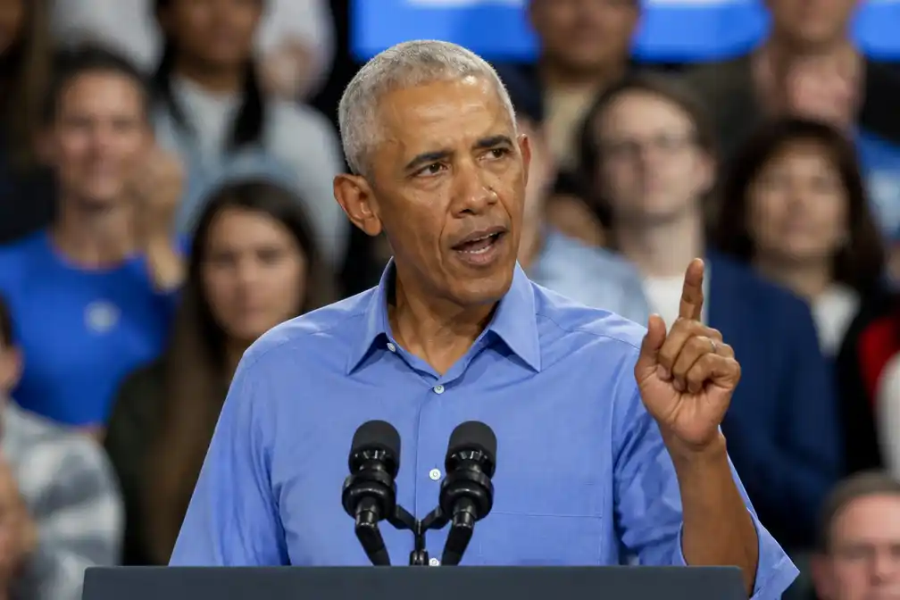 Obama verwijt Trump verantwoordelijkheid voor stijgende kosten tijdens campagne