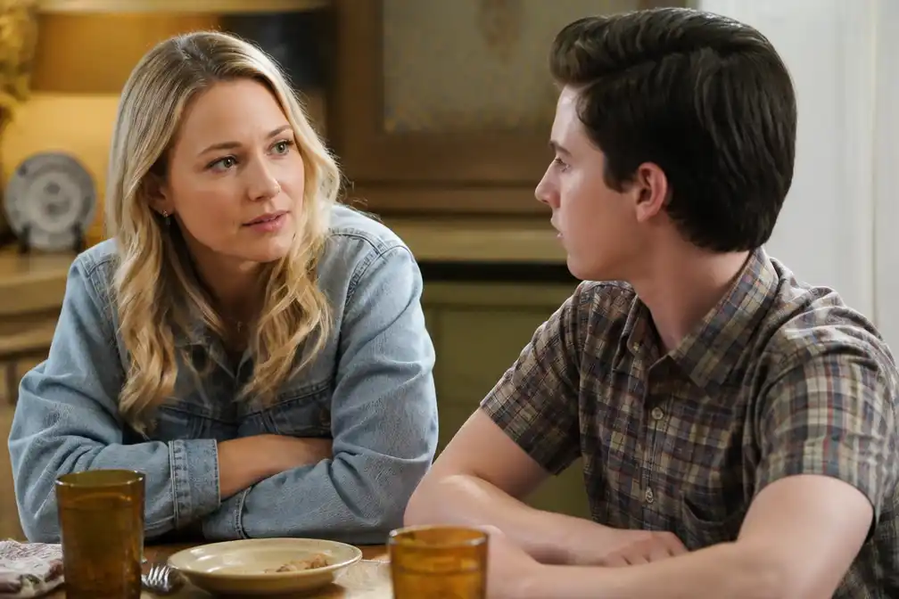 Emily Osment vroeg intimiteitscoach voor kusscènes in Young Sheldon