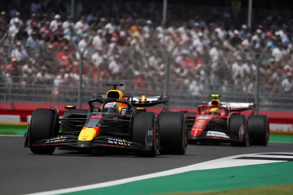 Max Verstappen naar Silverstone voor sprintweekend Britse Grand Prix