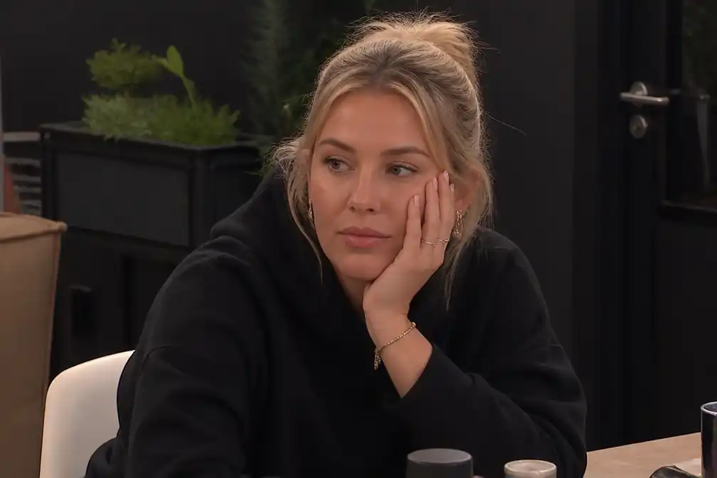 Yvonne vraagt zich in De Bondgenoten af of iemand haar aantrekkelijk vindt
