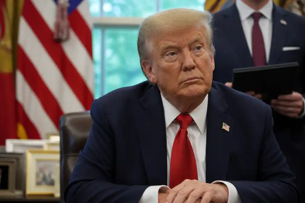 Ex-Miss-Zwitserland-finaliste Beatrice Keul beschuldigt Trump van verkrachting in 1993