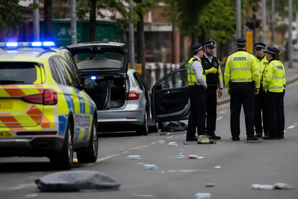 Man uit Ealing aangeklaagd voor poging tot moord na aanrijden voetgangers