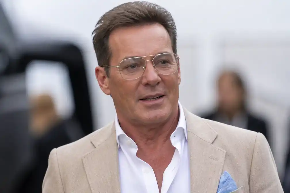 Gerard Joling geeft uitleg over vertrek bij Toppers; ruziegeruchten onbevestigd