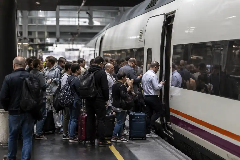 Spaanse machinistenbond Semaf houdt vast aan Renfe-staking ondanks dodelijk treinongeluk